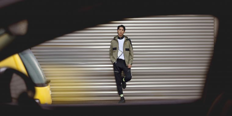 adidas推出全新Outer Jacket運動服飾系列，汲取時下流行的工裝與撞色元素，融入都會簡約時尚，打造秋冬最強機能服飾。官方提供
