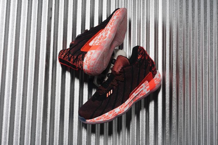 adidas Basketball推出Damian Lillard第七代簽名戰靴Dame 7，搶眼橘紅配色 X 球星霸氣宣言，引領拓荒者再創巔峰。官方提供