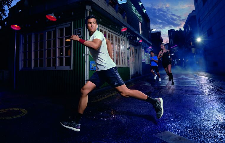 adidas代言人彭于晏率先體驗全新PureBOOST GO跑鞋，8月起跑翻街頭。adidas提供