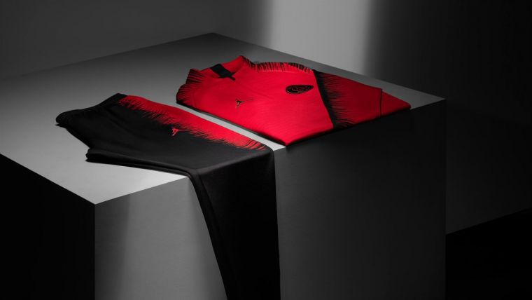 Jordan品牌 x 巴黎聖日爾曼聯名系列。