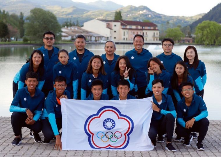 2019年世界中學生網球錦標賽中華隊大合照。高中體總／提供。