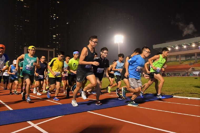 2019萬金石馬拉松x美津濃 17來挑戰 測5000m活動 百名跑者熱情參與一同挑戰。大會提供