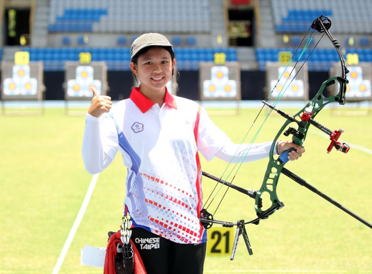 中華隊王律勻在2019亞洲盃射箭賽第二站暨世界排名賽女子複合弓排名賽排第一。中華民國射箭協會／提供。