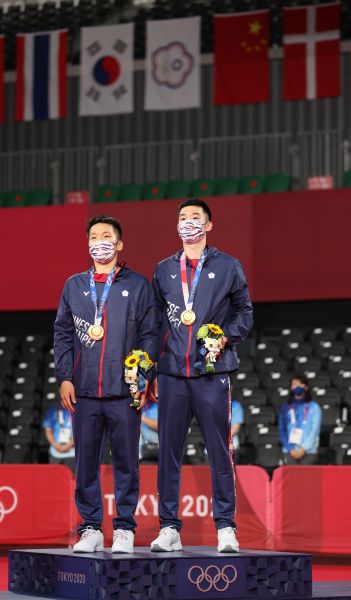 王齊麟／李洋奪下台灣史上首面奧運羽球金牌。李天助攝