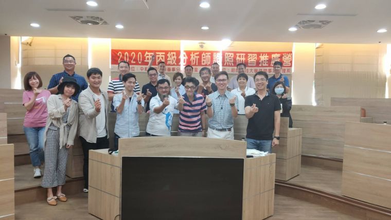 朝陽科技大學休閒事業管理系首次與中華民國運動賽事分析師協會合作，舉辦運動賽事分析研習營。官方提供