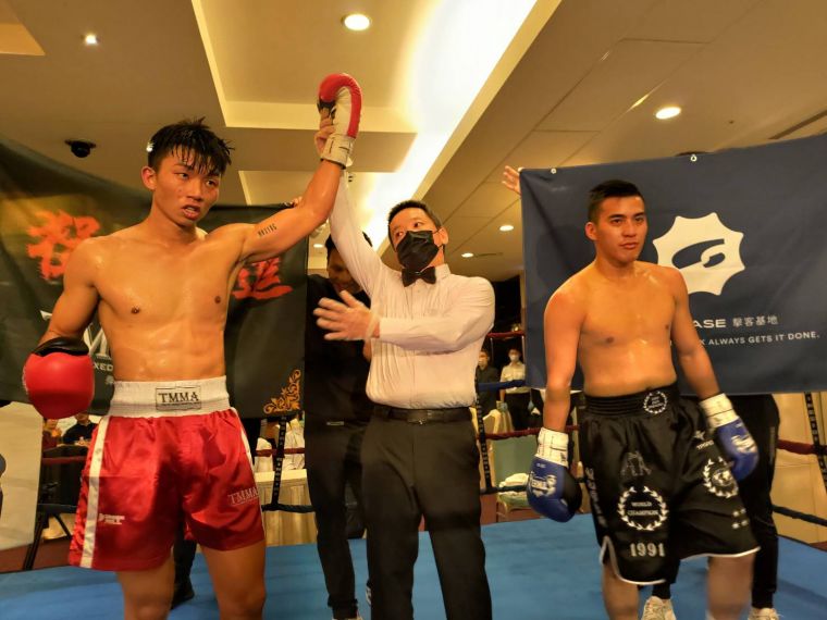 台灣拳擊史上首場飯店拳擊賽登場。大會提供