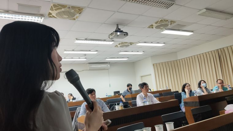 中華民國運動賽事分析師協會講習課程中，運動直播主潔西課程內容新穎而有趣。取自臉書