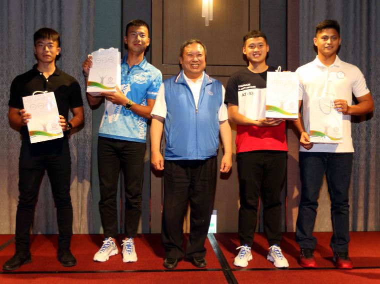 中華男子反曲弓隊也取得滿額奧運門票。林嘉欣／攝影。