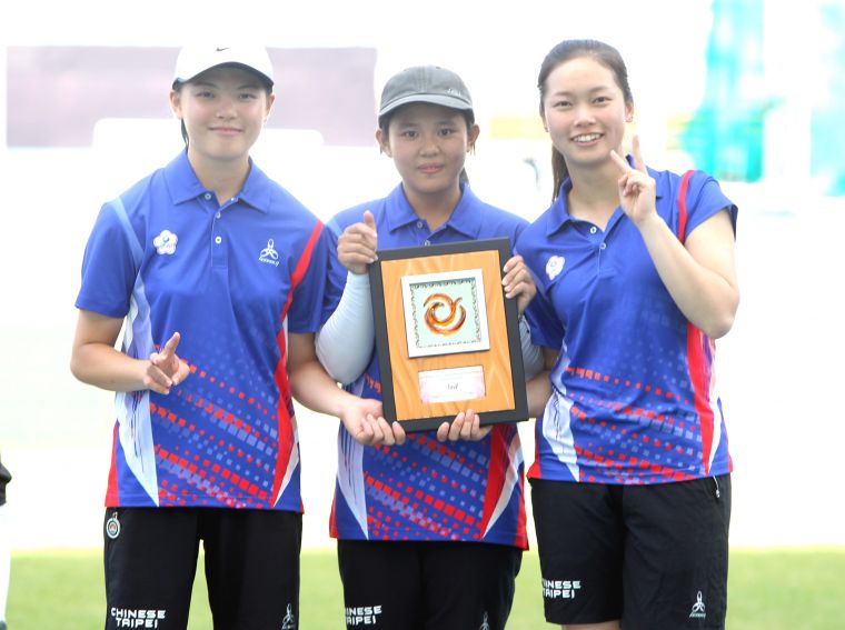 中華女子複合弓隊在團體賽奪銅。中華民國射箭協會／提供。