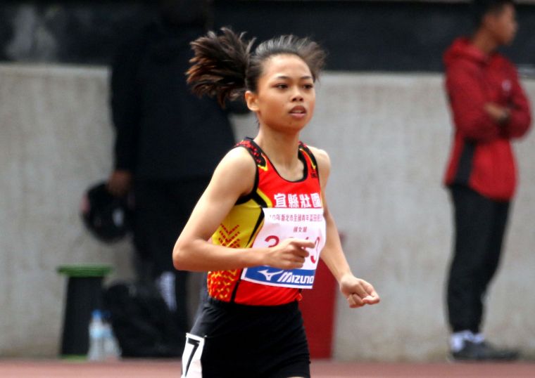 陳潔安打破高懸12年的國女800公尺大會紀錄。林嘉欣／攝影。