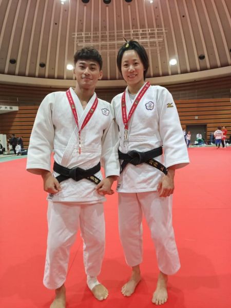 連珍羚(右)和楊勇緯也是台灣最有機會前進東奧的選手。摘自連珍羚臉書