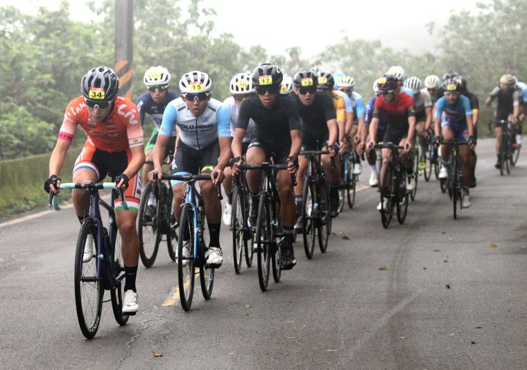 2021 扶輪盃陽明山自行車登山王挑戰，中華民國自行車騎士協會／提供。