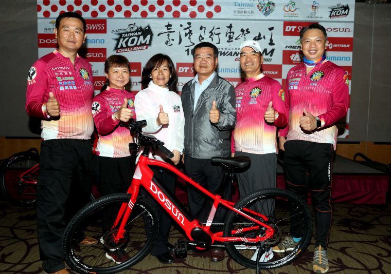 博愛車隊。中華民國自行車騎士協會／提供。