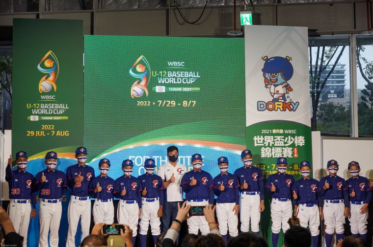 中華棒協理事長辜仲諒出席U12世界盃記者會。中華棒協提供