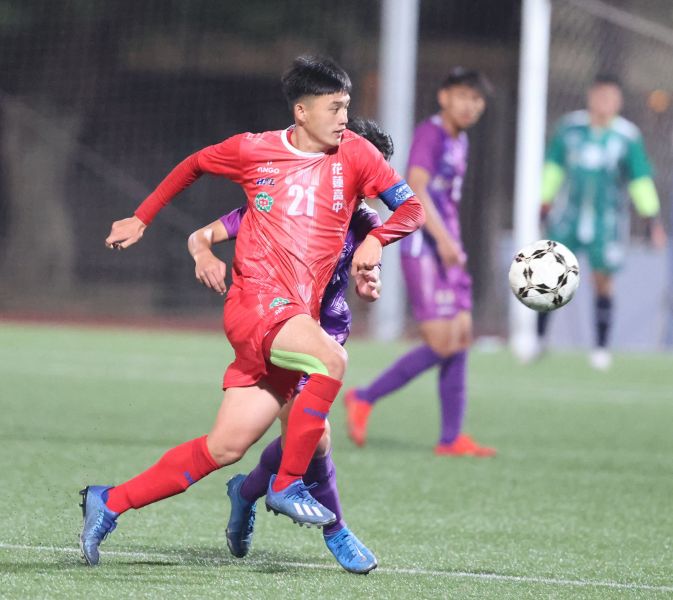「第二代高校怪物」、U20代表隊長梁孟昕未來以到國外踢球為目標。李天助攝