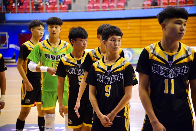 ▲興華高中教練認為球隊板凳深度大幅提升。（圖／記者張曜麟攝，下同）