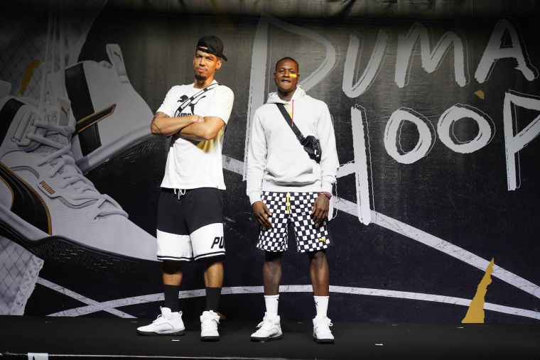 Danny Green(圖左)、Terry Rozier(圖右)聯手PUMA，重新定義籃球新時尚，今(27日)於台北101水舞廣場帥氣登場。主辦單位提供