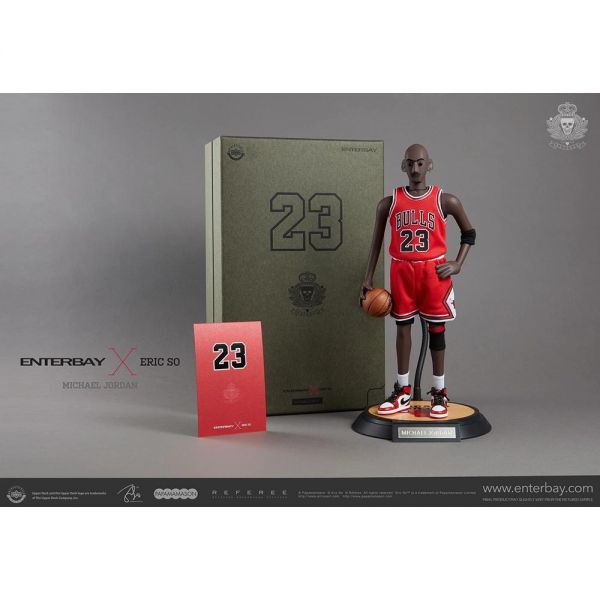 剛推出的ENTERBAY x Eric So 16 NBA公仔 公牛隊 Michael Jordan NT$9,600。官方提供