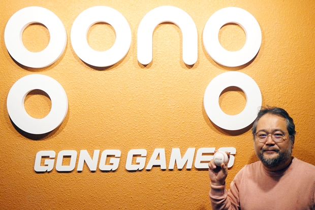 GONGGAMES代表CEO孔斗相先生向台灣玩家熱情推薦《CPBL中華職棒2021》。官方提供