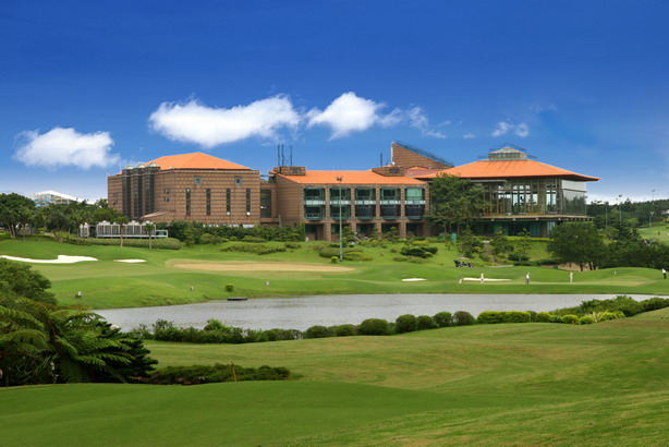 揚昇高爾夫鄉村俱樂部27周年慶。