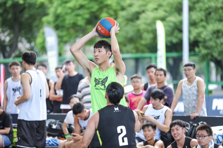 SBL璞園建築籃球隊球星劉衍謙擔任魔王隊隊長。主辦單位提供