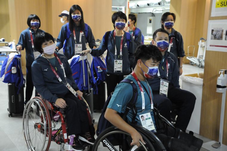 中華帕運代表團順利抵達成田機場。中華民國殘障體育運動總會提供