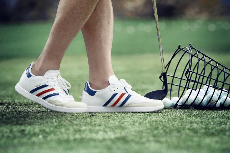 adidas Golf SAMBA GOLF 經典配色輕鬆搭配展現復古特色。