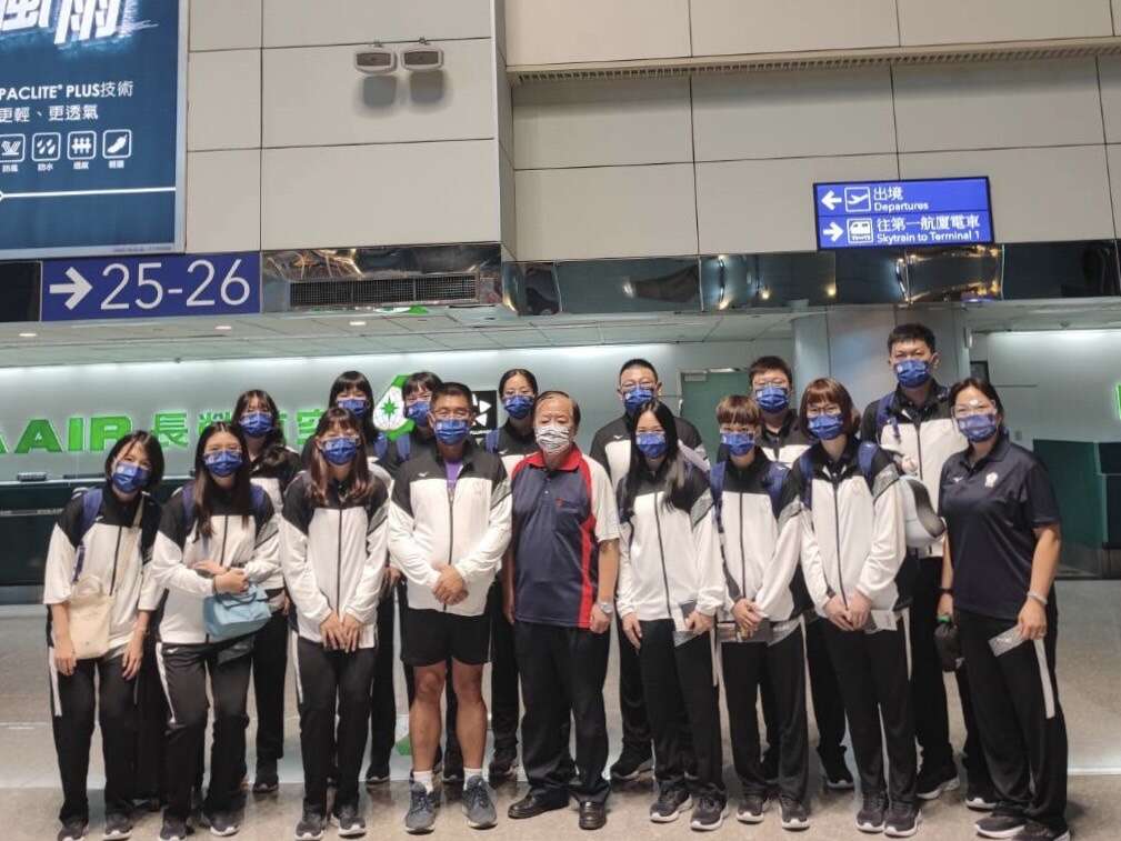 第21屆亞洲U20中華女排選手今出發前往哈薩克。排球協會提供