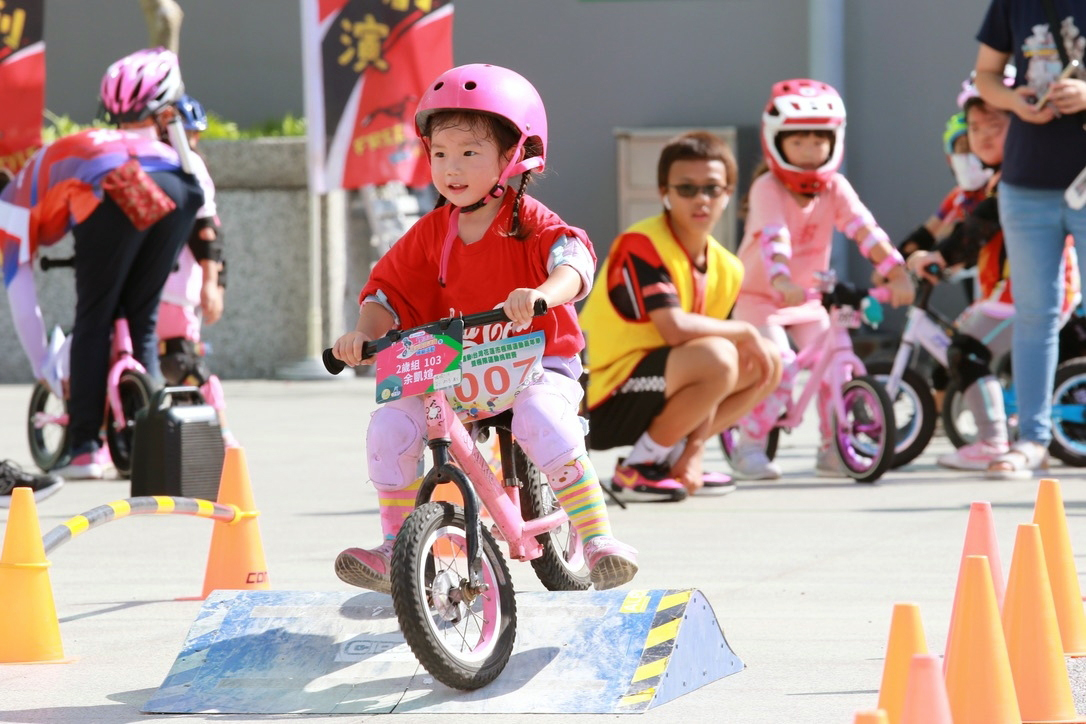 花蓮極限運動嘉年華滑步車趣味賽。花蓮市公所提供