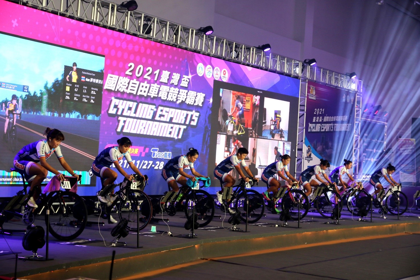 2021年臺灣盃國際自由車電競爭霸賽首皮舉辦吸引22國好手爭霸。體育署提供