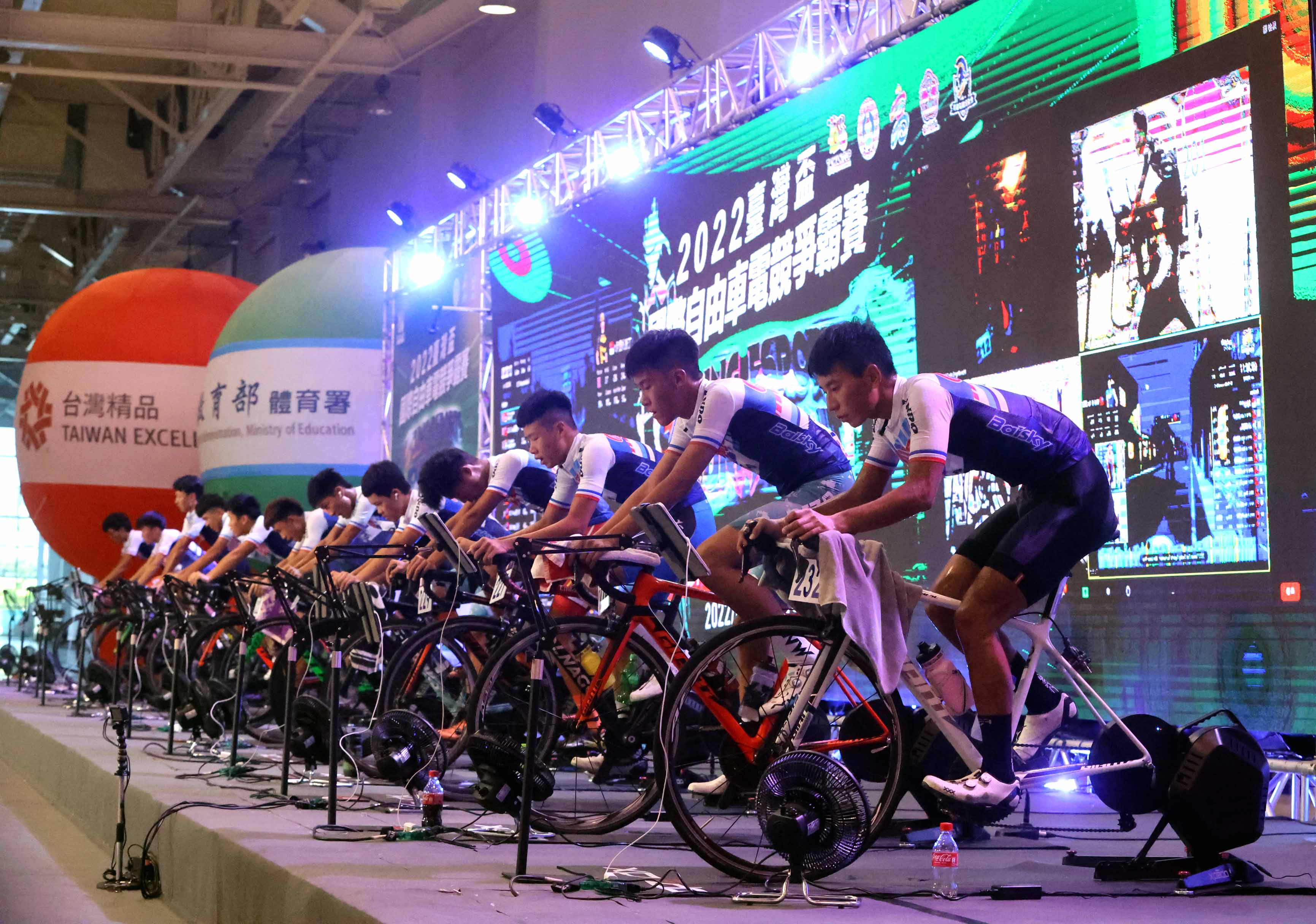 2022年臺灣盃國際自由車電競爭霸賽登場。中華民國自由車協會提供