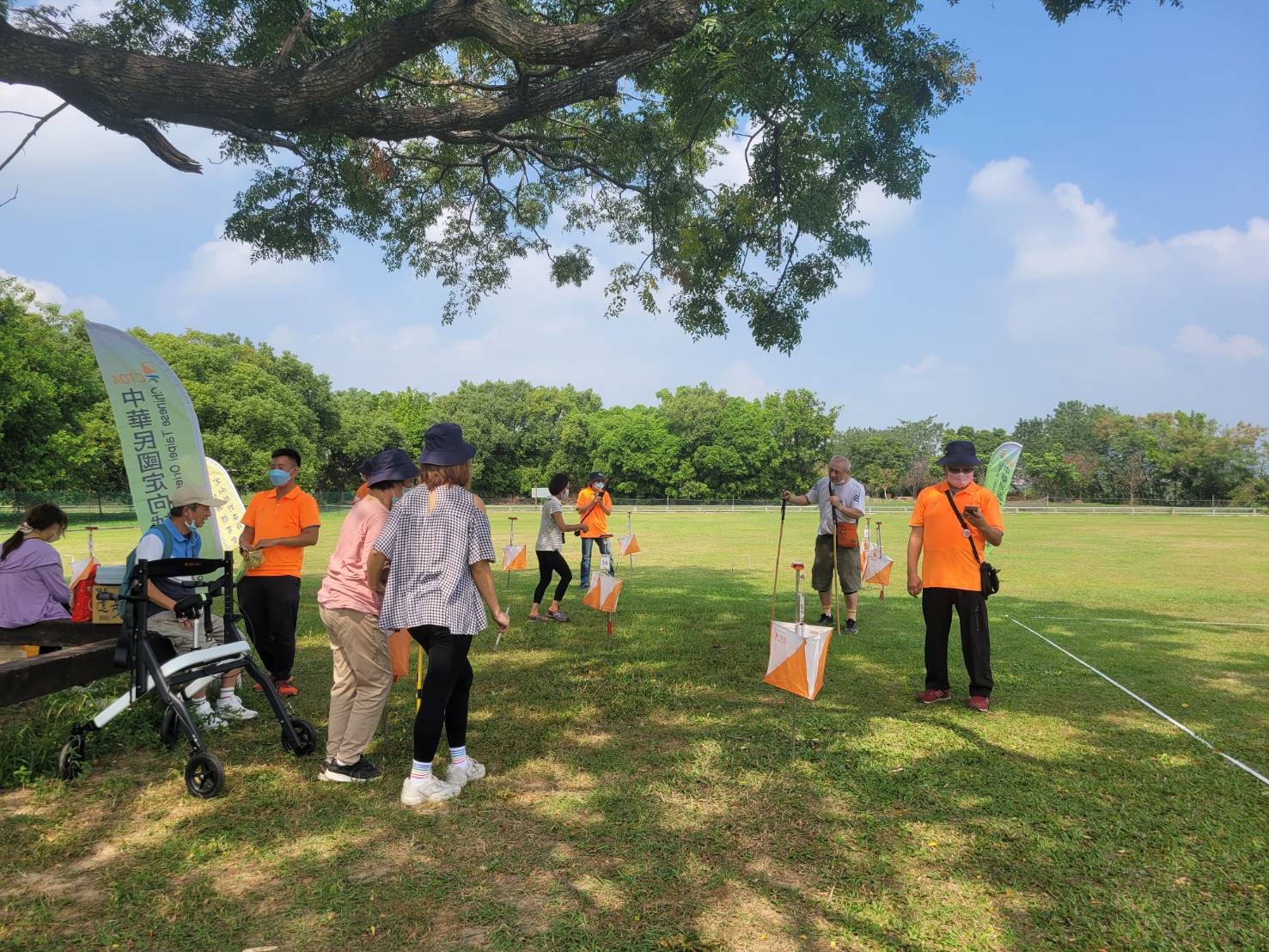 帕金森病友徒步環島團到新竹體驗運動樂趣。官方提供
