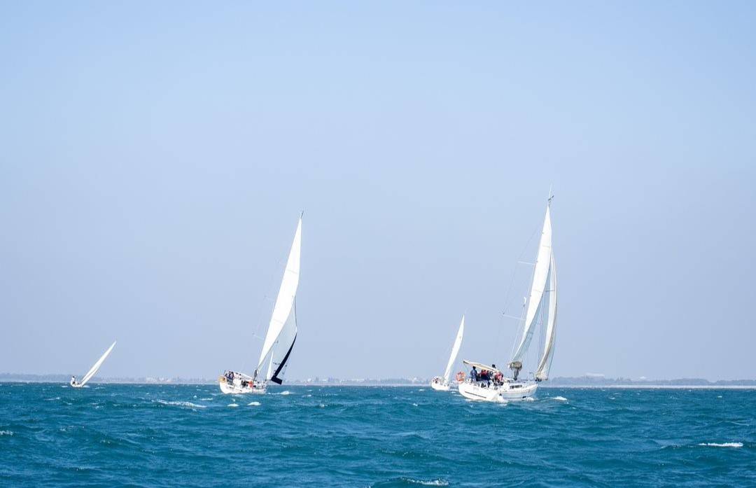 大學EMBA帆船賽9月2日授旗鳴笛。官方提供