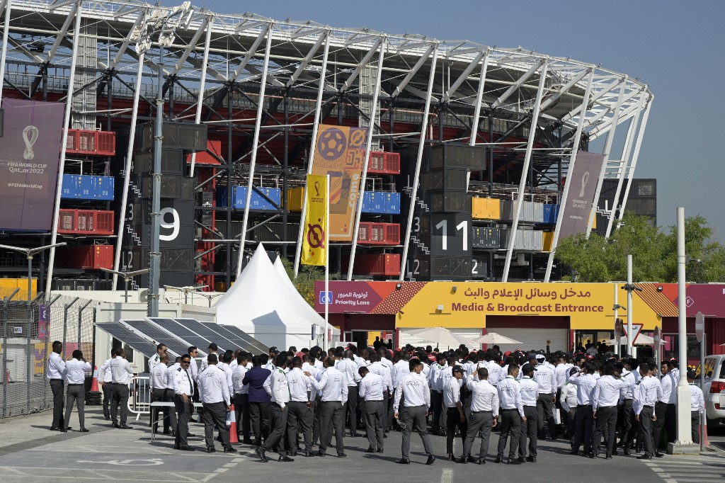 卡達世界盃再爆醜聞，有200多名印度工人皮擋在外面(示意圖)。法新社