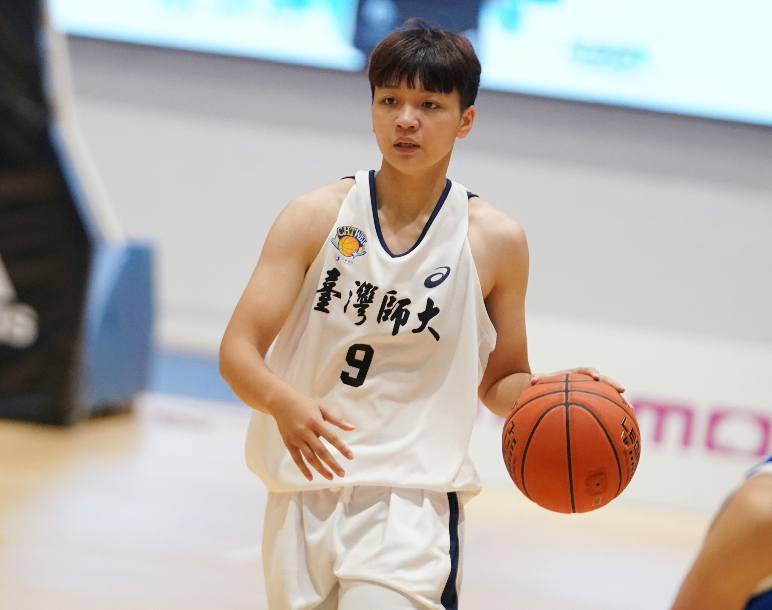 臺灣師大陳靳豫萱UBA生涯新高21分外帶11籃板6助攻。大會提供