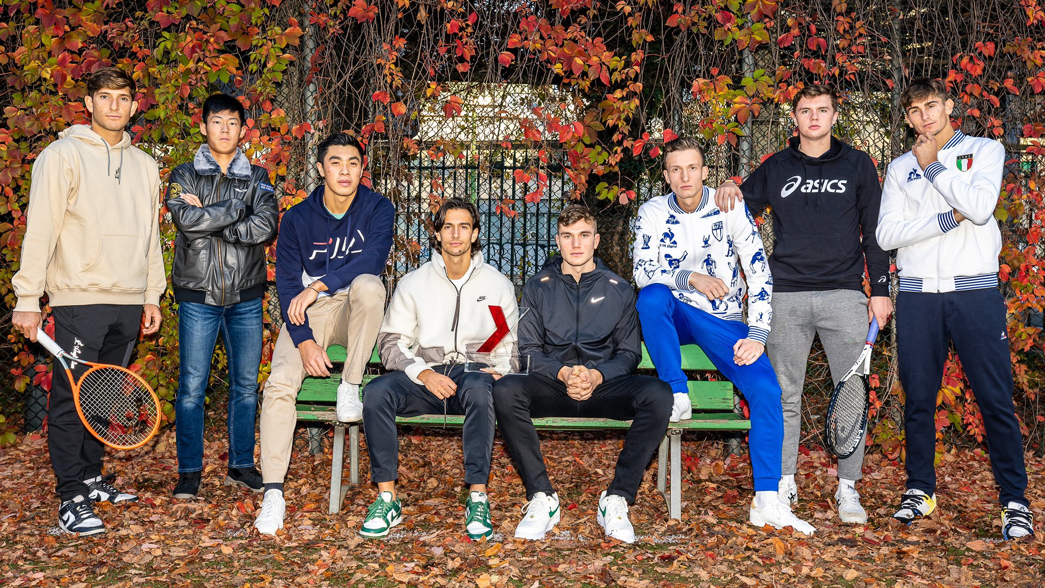 大會為8名球星拍攝合照。摘自ATP新生代年終總決賽推特