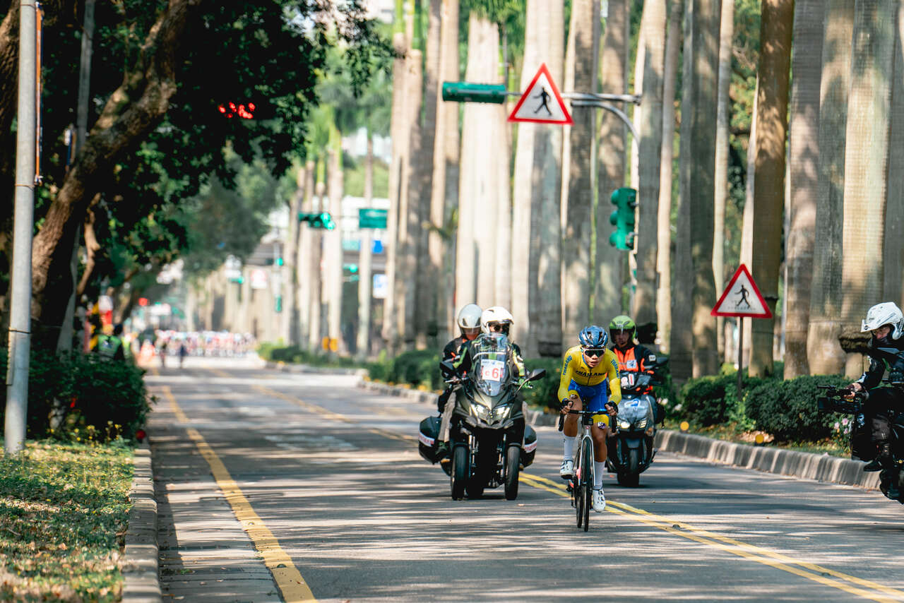 泰國隊選手采亞頌巴最終贏得亞洲藍衫冠軍。國際自由車環台賽提供
