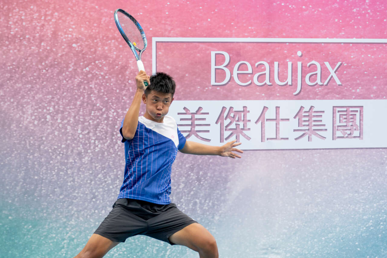 王彥珺榮膺 16 歲組第一種子首輪意外遭遇苦戰同以 8比 5 獲勝。大會提供