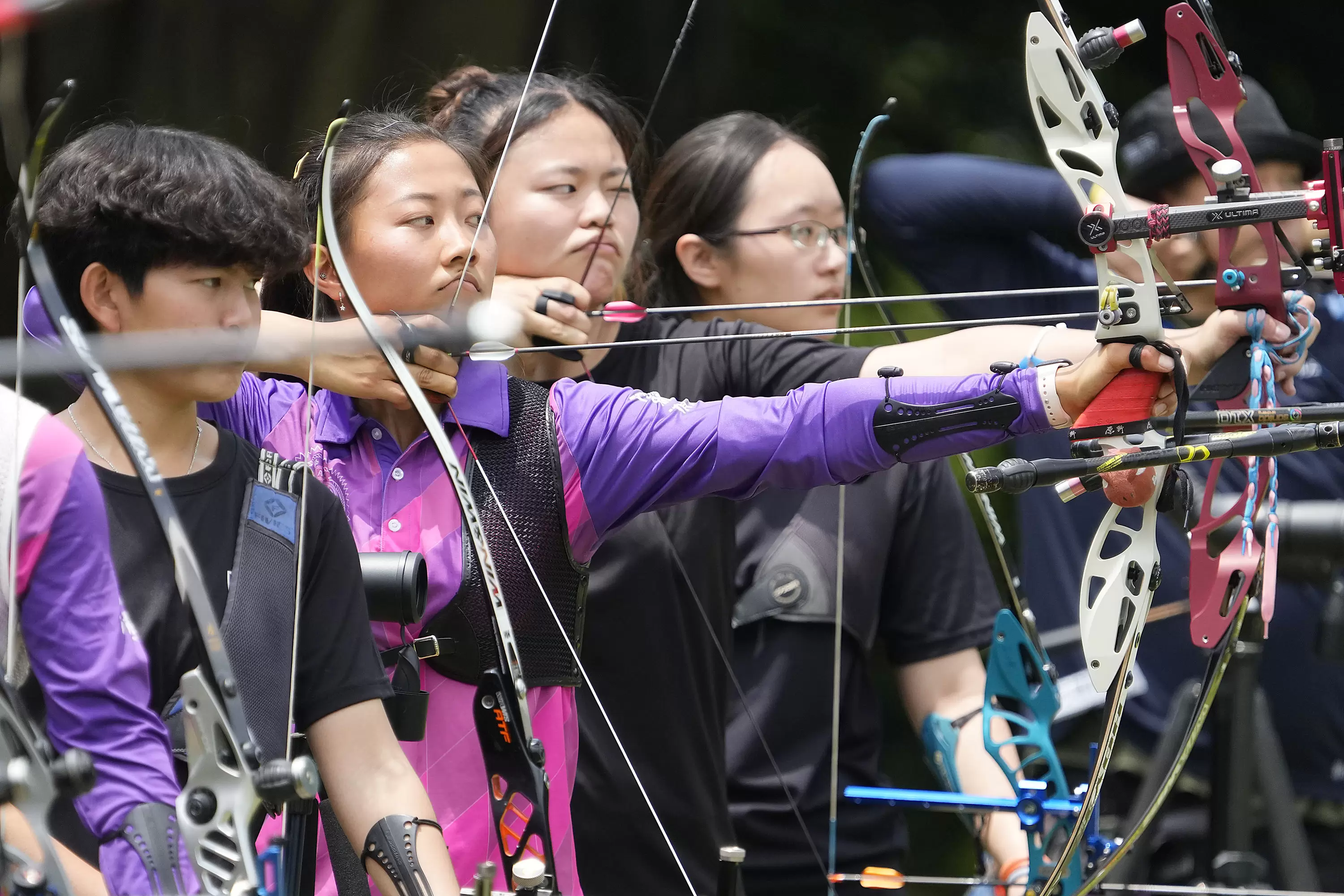 射箭反曲弓公開女子組選手丘意晴排名賽第一名。大會提供
