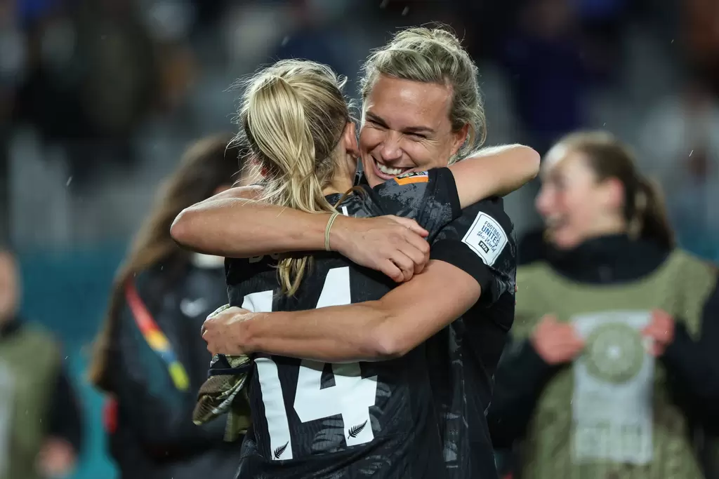 紐西蘭女足開幕戰勝挪威卻不平靜。摘自官方推特