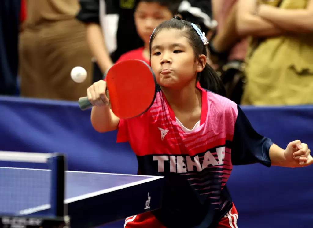 女生組選手捉對廝殺，競爭頗為激烈。台灣乒乓球總會提供