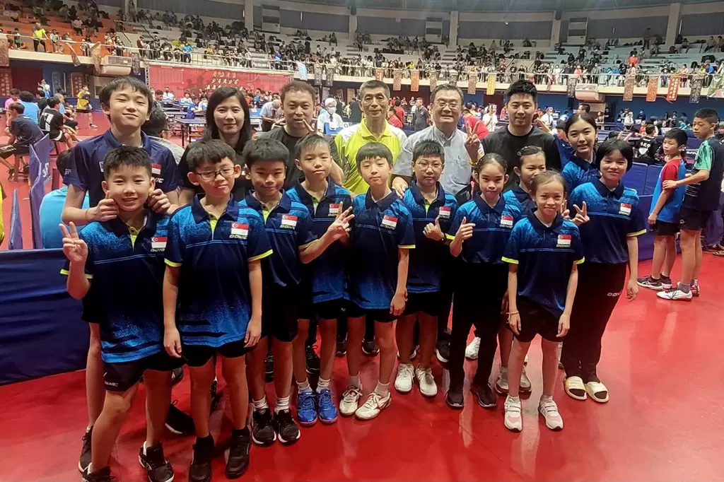 新加坡乒乓總會代表隊一行參賽，希望藉由交流精進球技。 台灣乒乓球總會提供