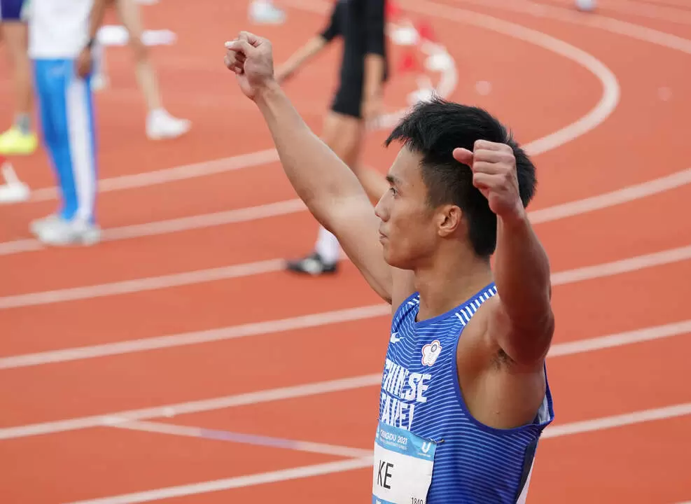 葛吳彥銘以個人最佳的20秒58跑進200公尺決賽。大專體總提供