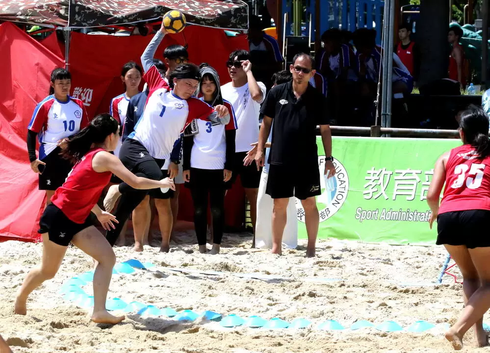 U18女生組中華A隊長鄭芯羽攻擊。國際巧固球總會提供
