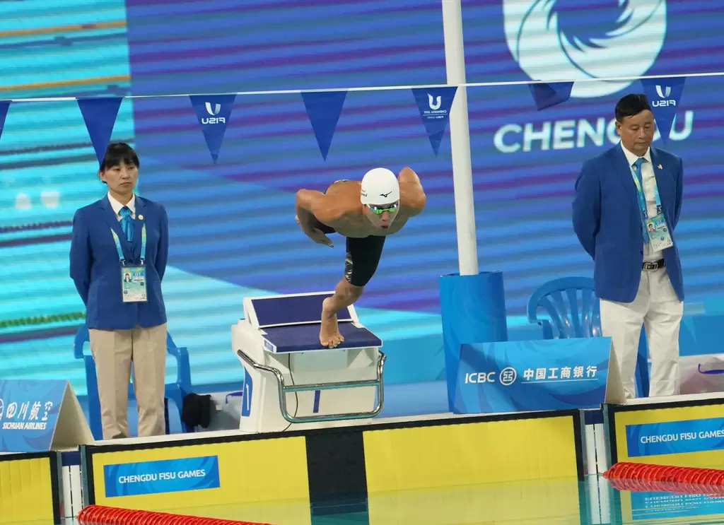 王星皓拿下成都世大運台灣首面游泳獎牌。大專體總提供