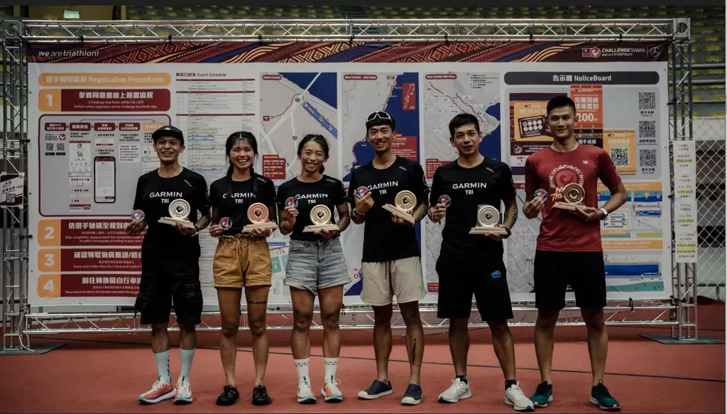 首屆Garmin tri成功幫助全數16位學員於2023 challenge taiwan中打破個人最佳成績，共12 位學員站上頒獎台成為整場賽事注目焦點。官方提供