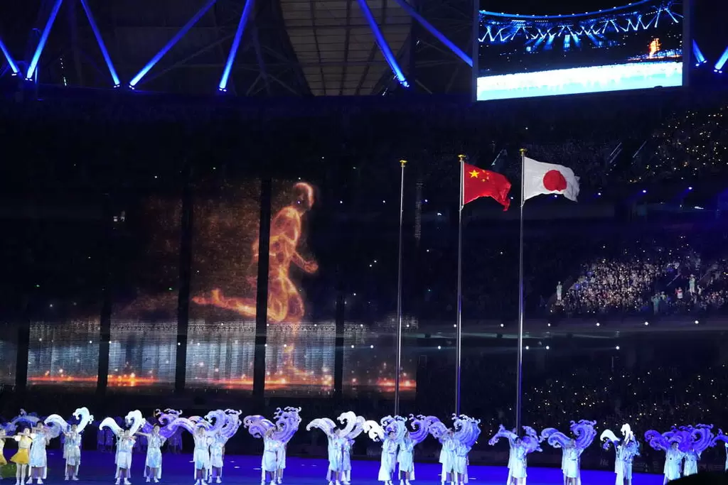 杭州亞運閉幕式，中國交棒給日本名古屋。中華奧會提供