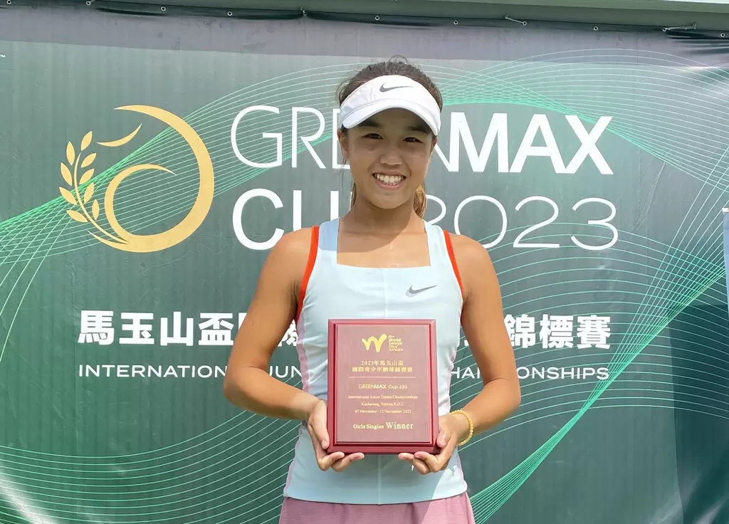 14歲的高芷涵在馬玉山盃J30賽，贏得生涯第一座ITF國際青少年單打冠軍。高媽媽 提供