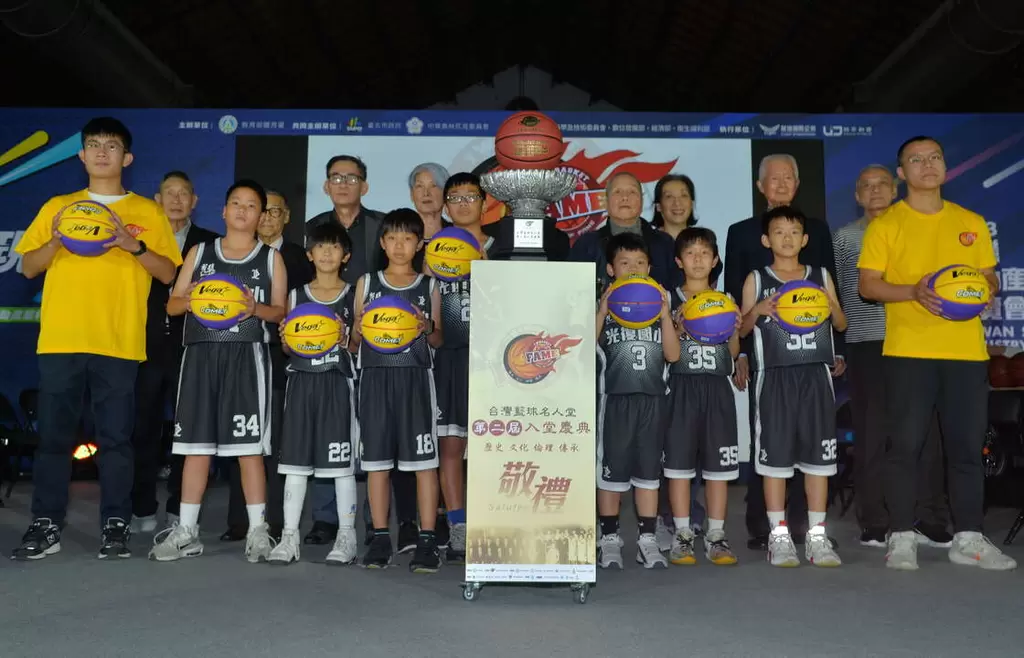 光復國小籃球隊。台灣籃球名人堂提供