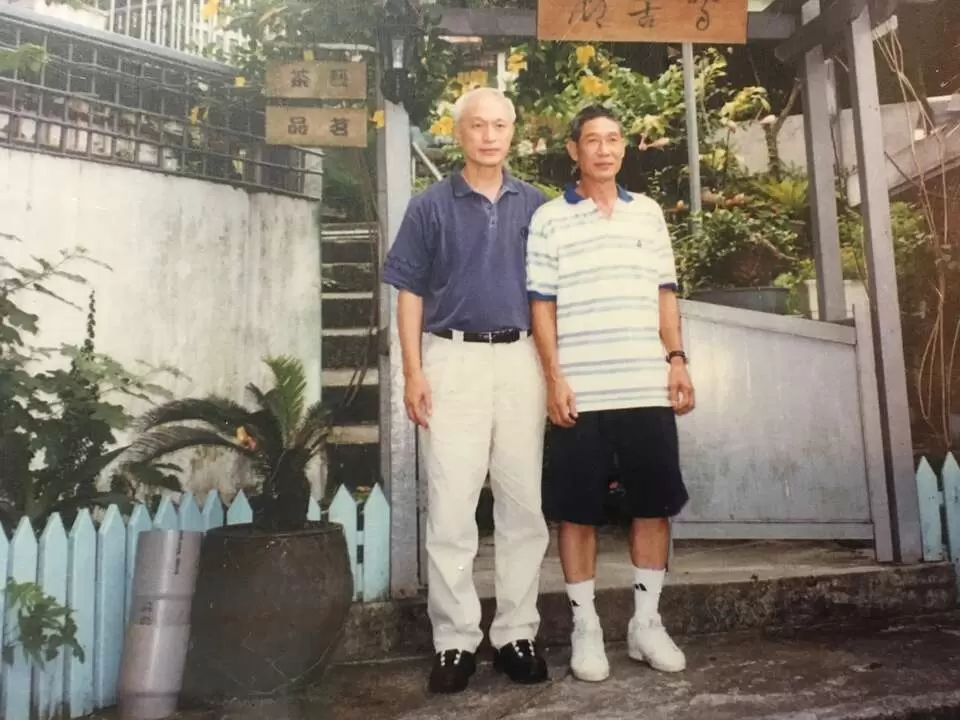 亞洲鐵衛謝恆夫(右)。籃球名人堂提供